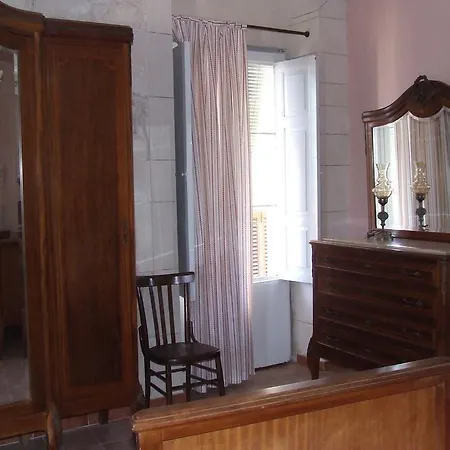 Finestre Su Ibla Bed & Breakfast 3*