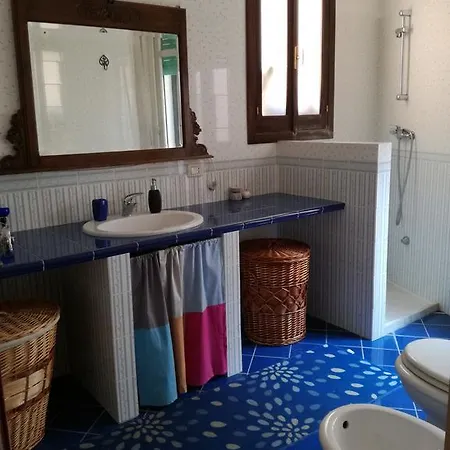 Finestre Su Ibla Bed & Breakfast